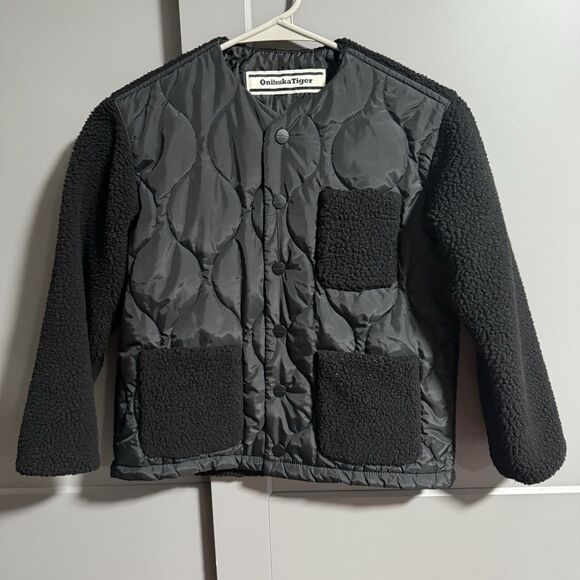 Onitsuka Tiger Kids Button Up Sherpa Jacket Pockets Black JP120cm (US 5-6Y)